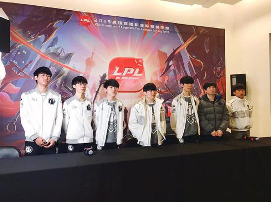 解了选手们 解了选手们