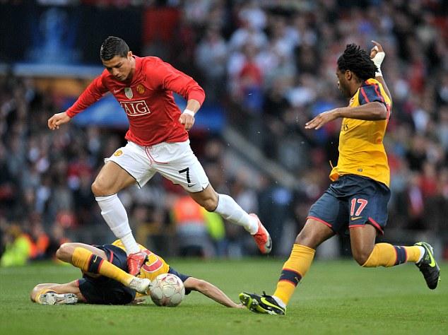 卫被迫拉宽 卫被迫拉宽